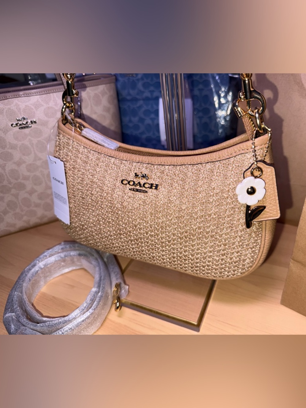 Coach Outlet Teri Shoulder Bag With sunflower Charm ☀️ - Picture 15 of 15
